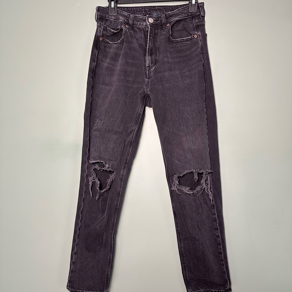 American Eagle Black mom jeans size 6 with ripped knees